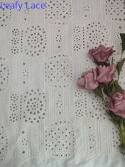 Paillette-Tulle-Gewebe der Blumen-3D stickte Brautnettospitze-Art