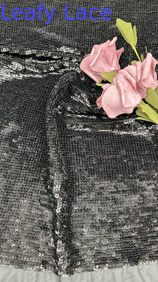 Sequin-Embroiderung für auffällige Abend- und Galakleider