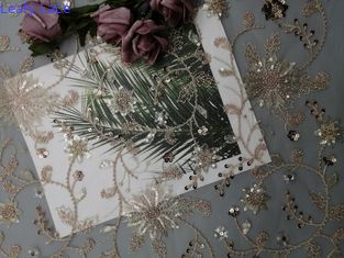 Rosa Blumenpaillette-Partei bördelte Stickerei-Gewebe für Hochzeits-Kleid