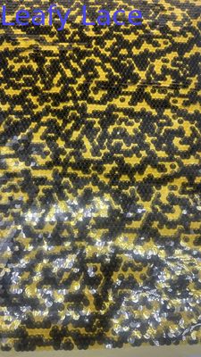 Colorful Sequin Embroidery Fabric Luxury Customized for Party Gowns