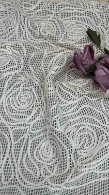 100% Baumwolle, Elfenbein, gestrickte Spitze, Breite 124 cm