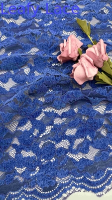 Helle blaue Farbe Chenille Garne Blüten-Schalloped Edge Spitze Stoff von der Yard Kleid für Mode