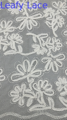 Elegantes und langlebiges 120-130 cm broderiertes Spitzengewebe für Hochzeits- und Geburtstagsfeiern