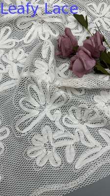 Elegantes und langlebiges 120-130 cm broderiertes Spitzengewebe für Hochzeits- und Geburtstagsfeiern