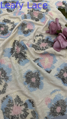 Vollbreit Broderierte Stoff mit bunten Perlenblumenmustern auf 100% Rayon Boden Stoff für Mode Abendkleid