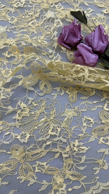 Gelb Dauerhafte und elegante Stickerei Luxuriöse Blumen Stickerei Stoff Spitze Stoff Hochzeit Geburtstag Gelegenheiten