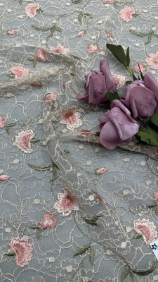 100% Baumwolle Broderierte Spitze Stoff Blumen Elegante Broderierte Stoff Für Partykleid