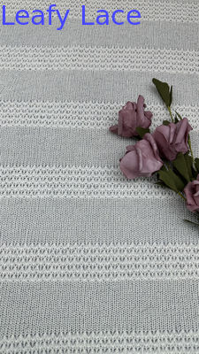 2025 Stretch Lace Stoff für Kleidung und Bekleidung Tulle Weichstreifenmuster von der Werft