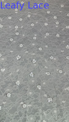 Weiße französische Chantilly Spitzen Stoff Luxus Sequin Spitzen für Abendkleider und Couture Designs