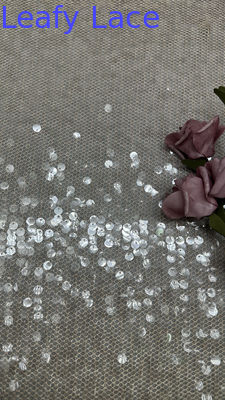 Blattförmiger Luxus-Pailletten-Spitzen-Stickstoff Stoff Elegant und Atmungsaktiv für Abendanlässe