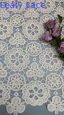 Häkelgewirkte Spitzenstoffe aus Polyester-Baumwolle für Hochzeitskleider