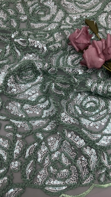 Pailletten-bestickter Spitzenstoff 3D-Blumendesign Individueller Stoff für Kleider