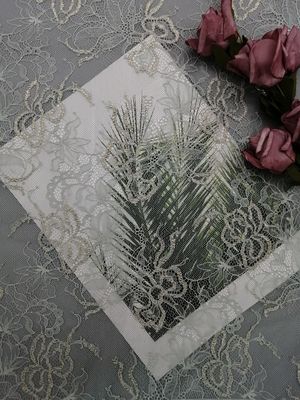 Französische Chantilly-Wimper metallisches Lurex-Kammmuschel-Spitze-Gewebe