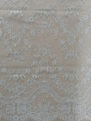 Schnüren sich Nylonwimper-Kammmuschel des Grau-100% Blumengewebe der spitze-3D