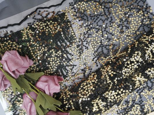 125CM Partei-Schwarzes gestickte Paillette Mesh Fabric