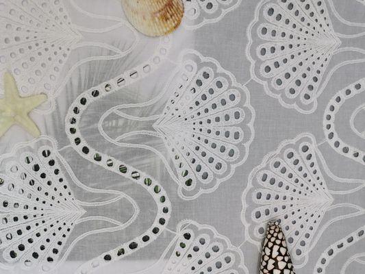 Weiße Brautspitze-Shell Pattern Embroidered Eyelet Fabric-Baumwolle 100%