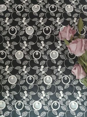 Versehen der gestickte Baumwollvoile 100% Gewebe zwei - Tone Lace mit Ösen