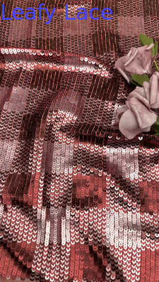 Schottkaro-Pailletten-Stickerei-Spitze-Stoff Eleganter, glänzender, maßgeschneiderter neuer Kollektionsstoff